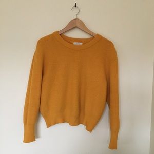Elodie •mustard yellow sweater•